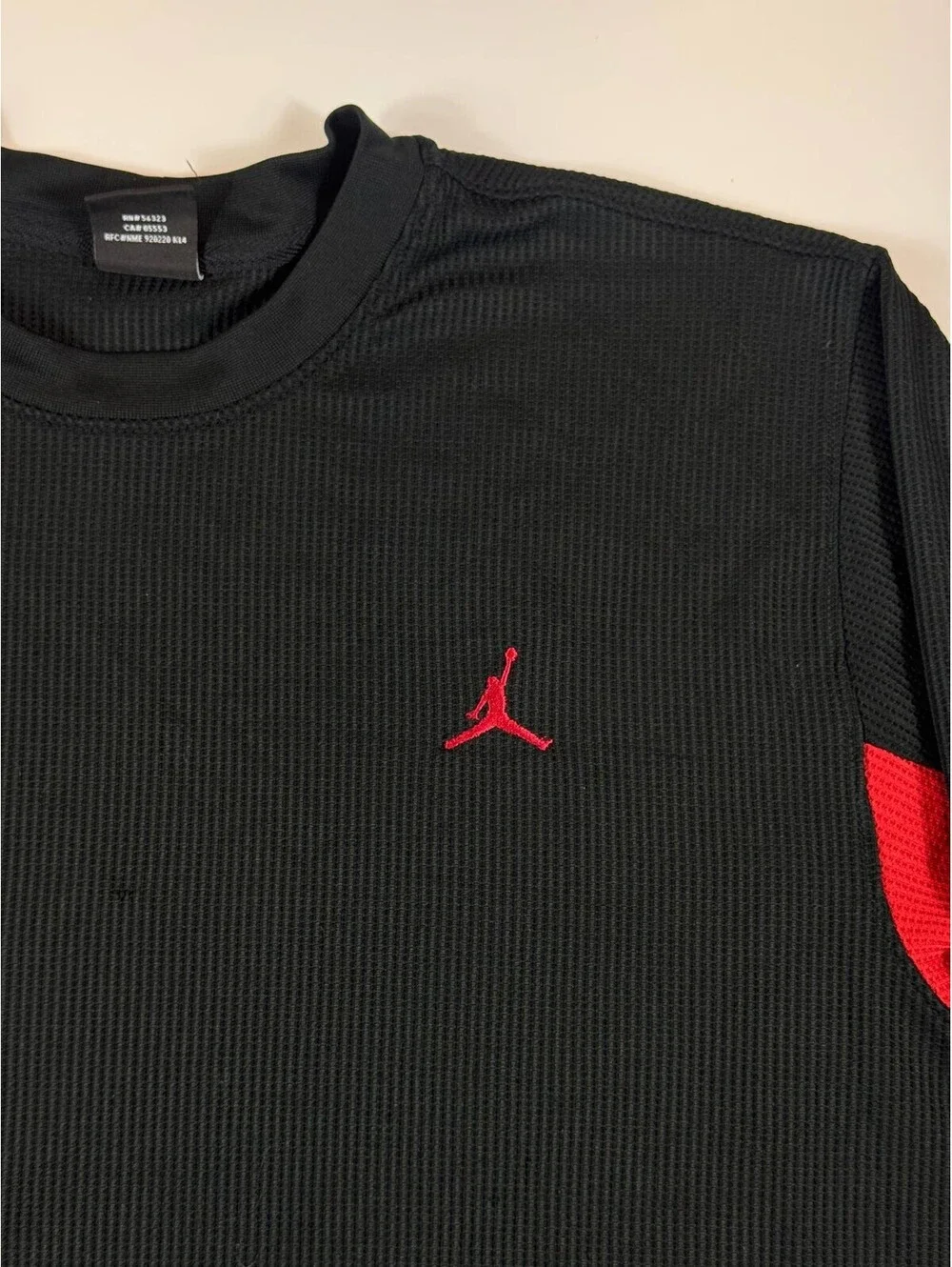 Jordan 20 05 Thermal Shirt Mens Large Black Red Waffle Knit Long Sleeve